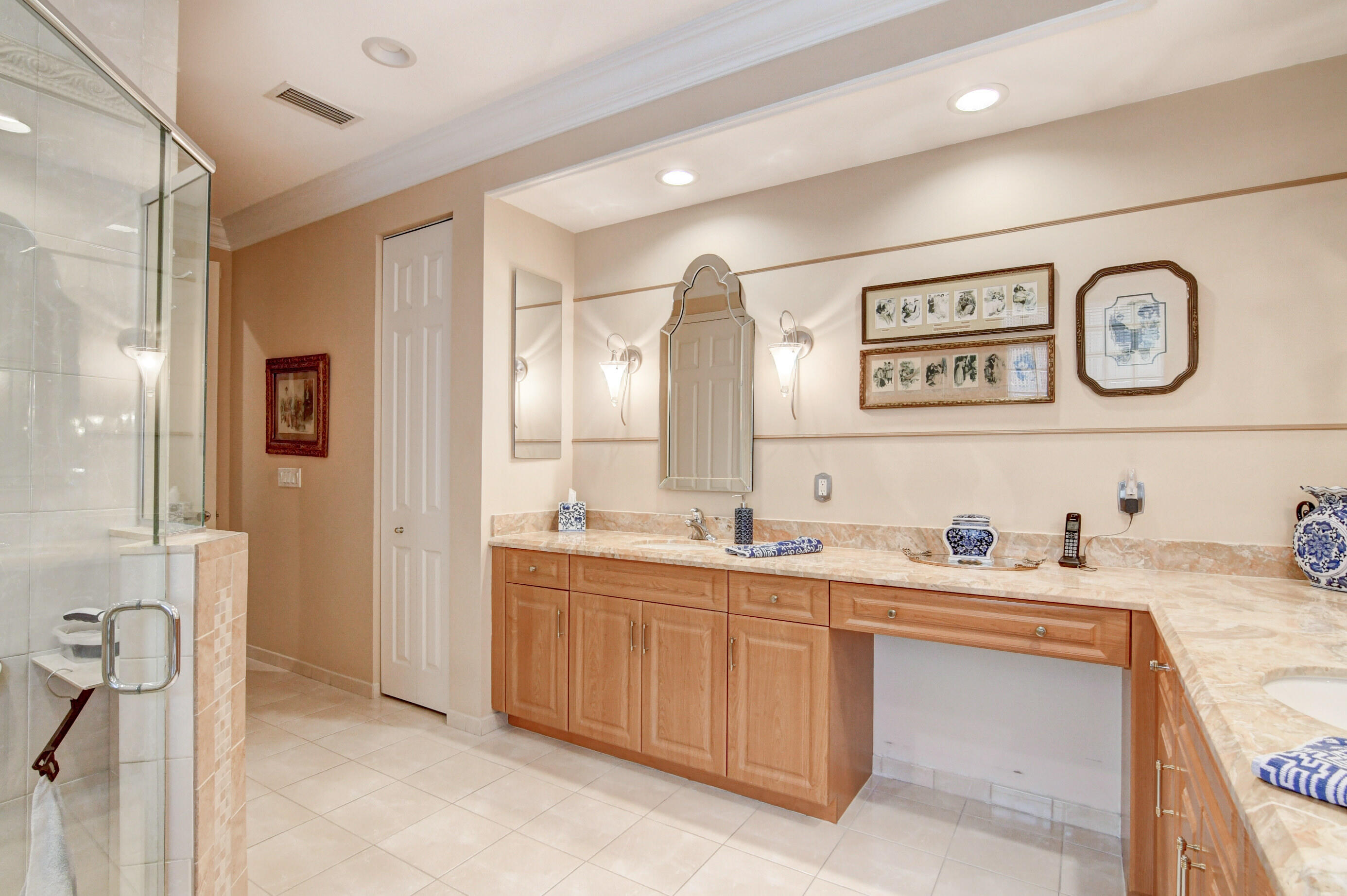 6863 Boscanni Drive Boynton Beach, FL 33437 - Photo 29 of 61 Plenty of Counter Space