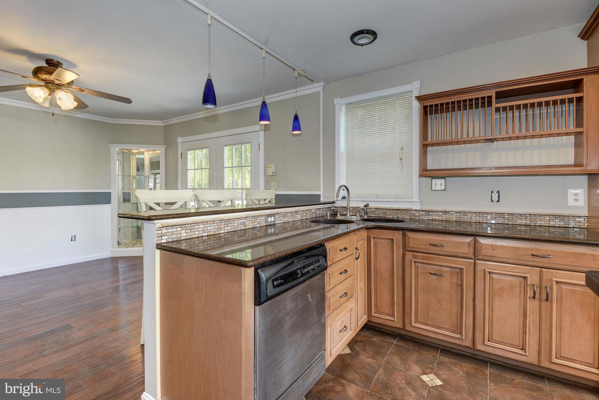 1902 Mars Run Road Baltimore, MD 21221 - Photo 8 of 29 Kitchen