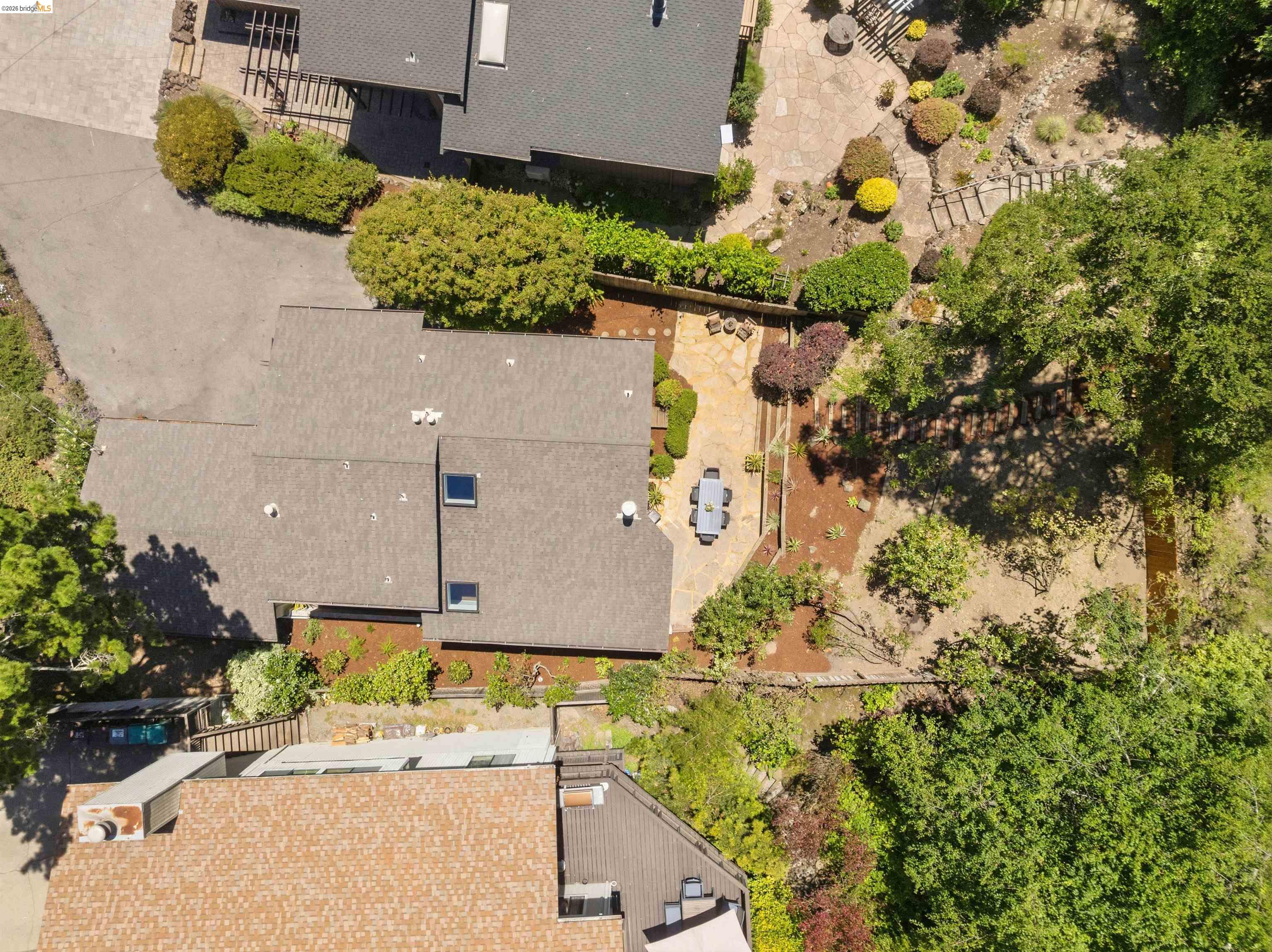 6763 Pinehaven Road Oakland, CA 94611 - Photo 44 of 48