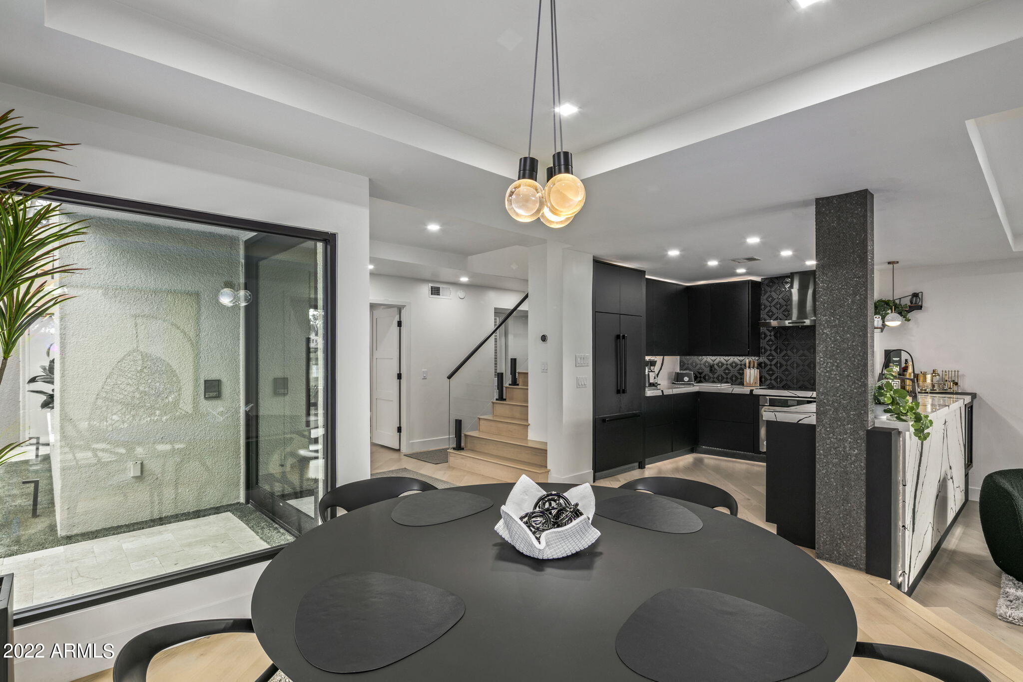 7760 East Gainey Ranch Road, Unit 45 Scottsdale, AZ 85258 - Photo 9 of 42 Dining To Kitchen