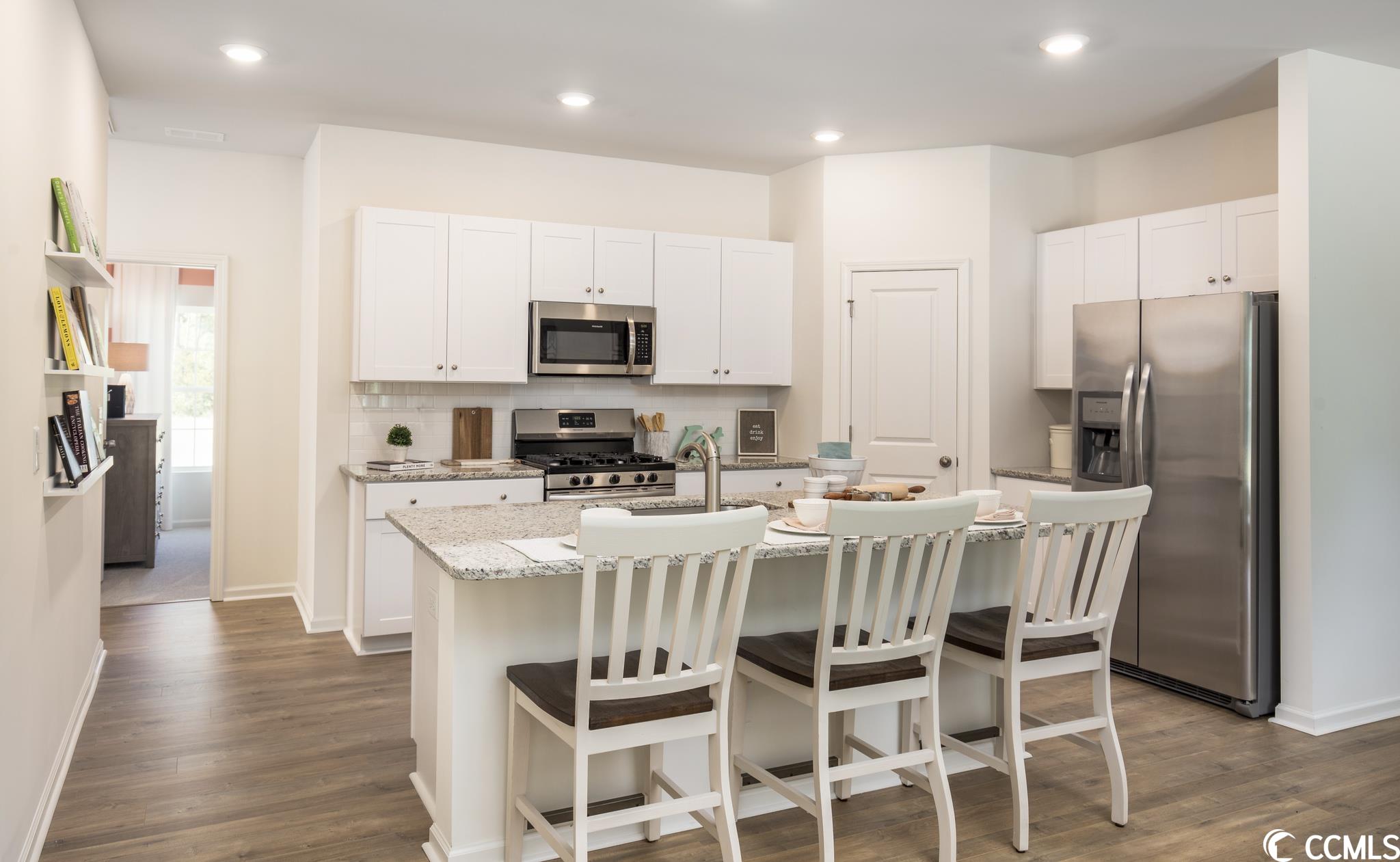 146 Fox Rae Drive Conway, SC 29526 - Photo 7 of 13 Gallery Image 7
