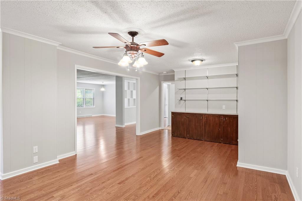 1505 Overbrook Court High Point, NC 27262 - Photo 11 of 30 Gallery Image 11