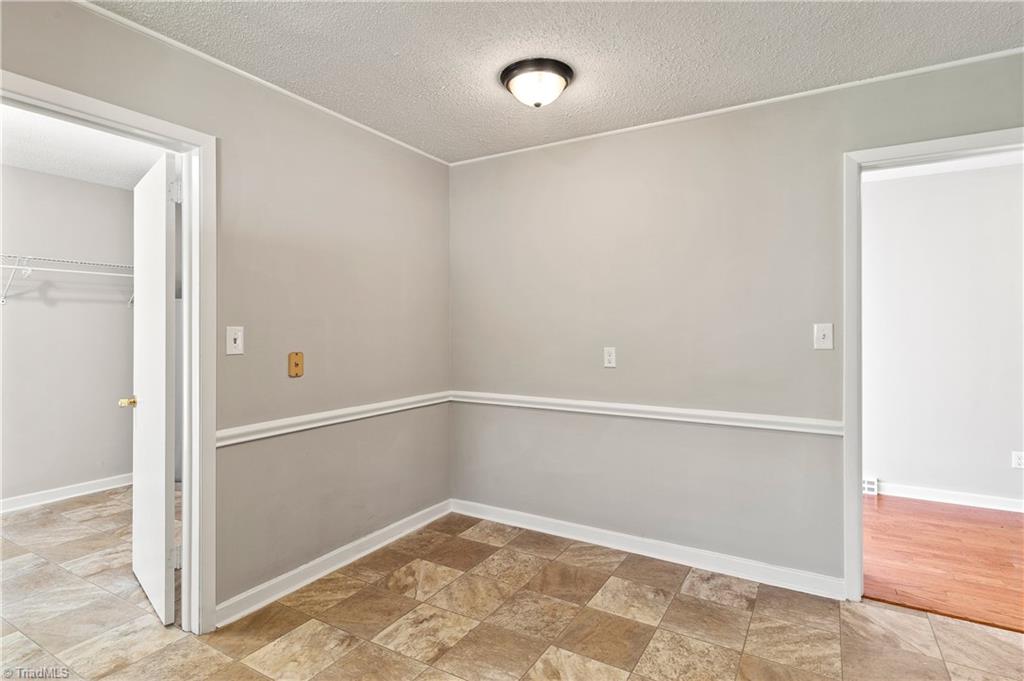 1505 Overbrook Court High Point, NC 27262 - Photo 14 of 30 Gallery Image 14