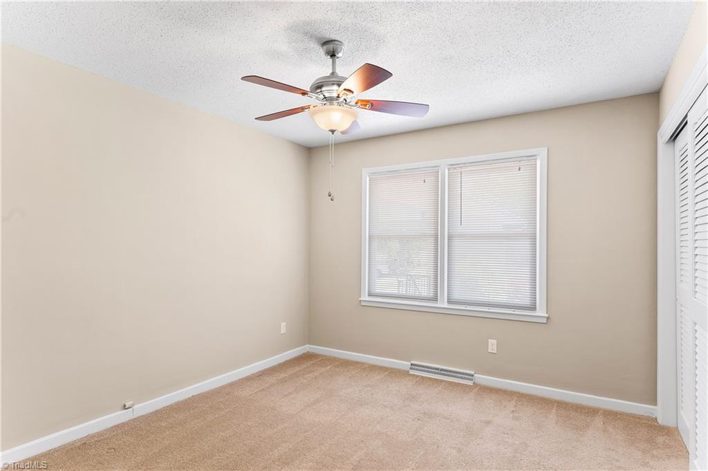 1505 Overbrook Court High Point, NC 27262 - Photo 17 of 30 Gallery Image 17