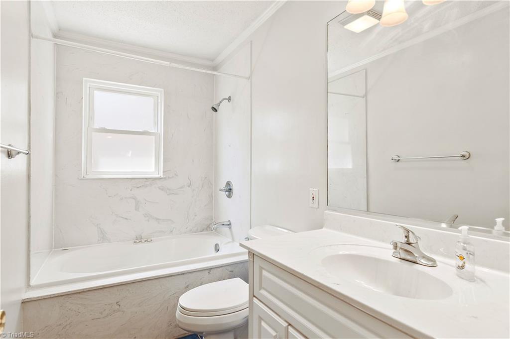 1505 Overbrook Court High Point, NC 27262 - Photo 18 of 30 Gallery Image 18