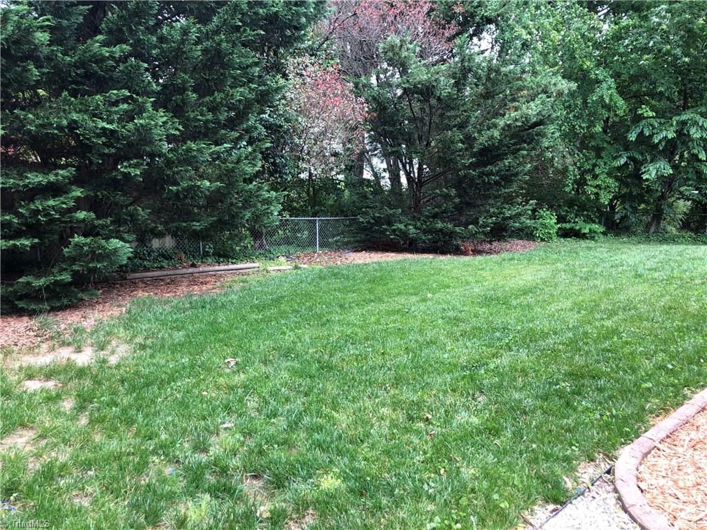 1505 Overbrook Court High Point, NC 27262 - Photo 29 of 30 Gallery Image 29