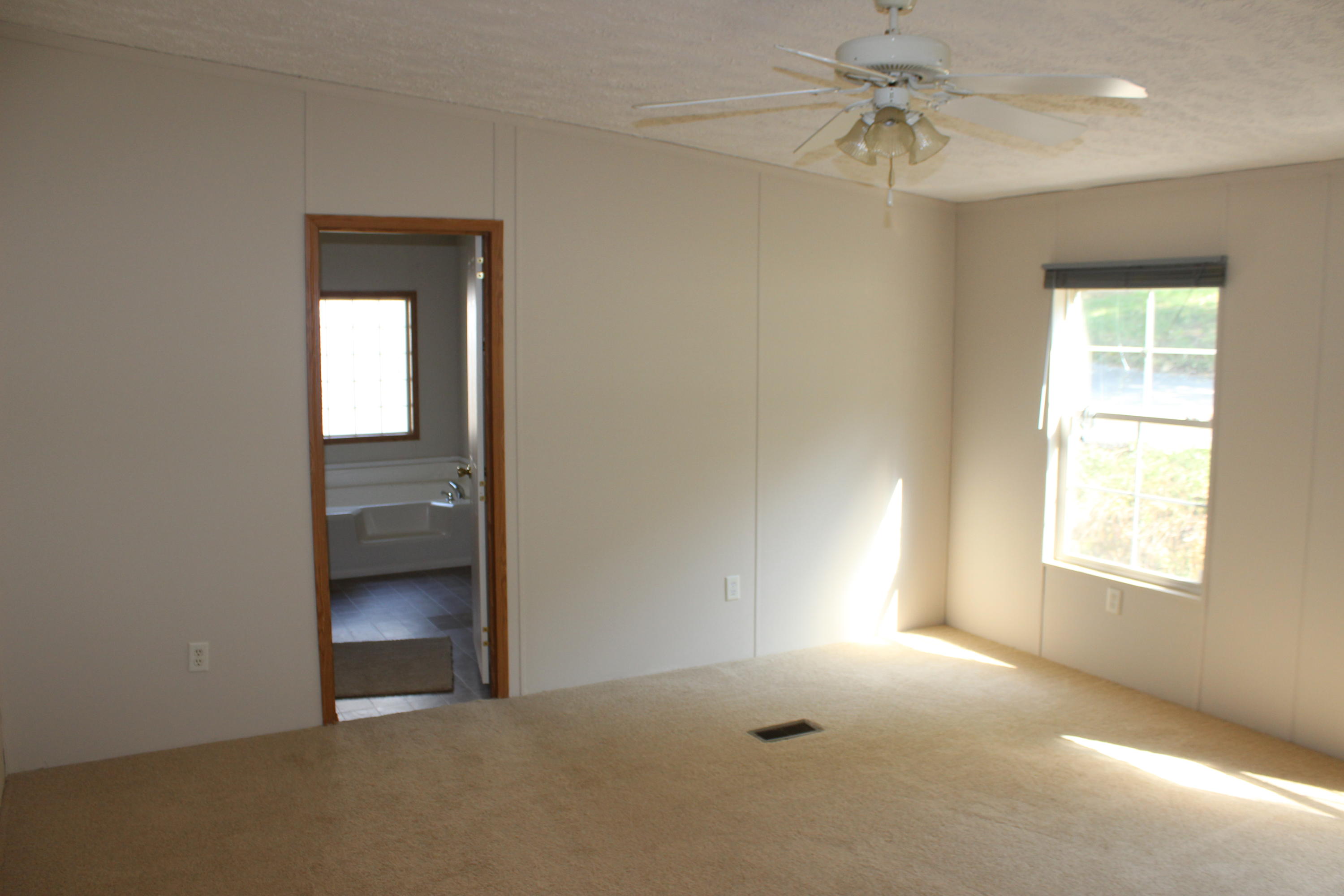7701 Yount Road Knoxville, TN 37931 - Photo 13 of 23 IMG_1057