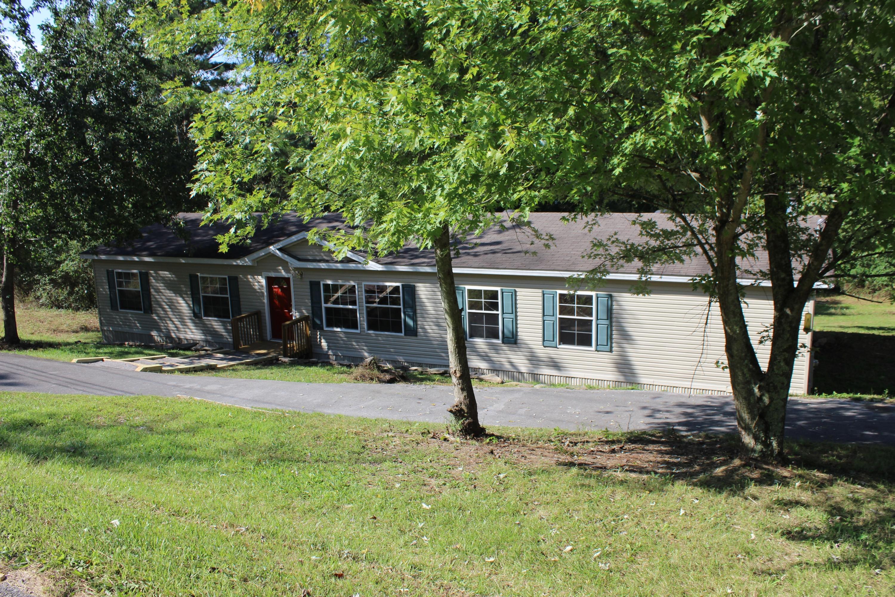 7701 Yount Road Knoxville, TN 37931 - Photo 3 of 23 IMG_1047