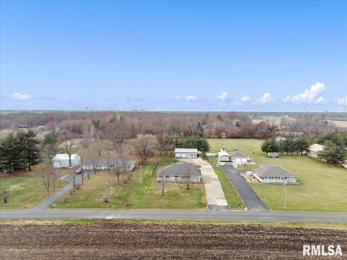 1197 Kamm Road Springfield, IL 62707 - Photo 3 of 38
