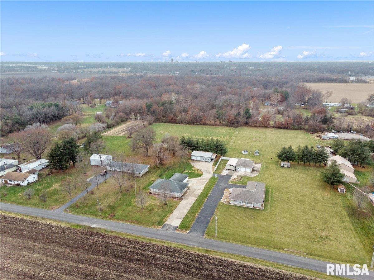 1197 Kamm Road Springfield, IL 62707 - Photo 5 of 38