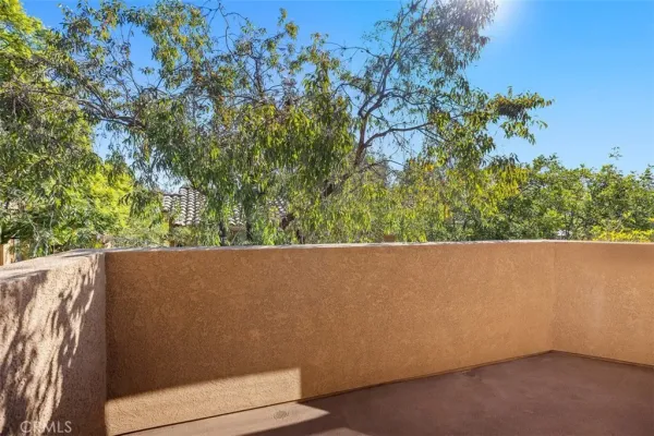 $599,900 | 19431 Rue De Valore, Lake Forest, CA 92610