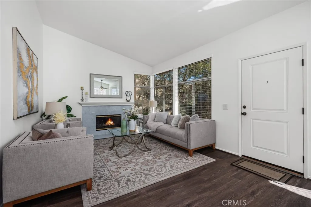 19431 Rue De Valore Lake Forest, CA 92610 - Photo 3 of 40