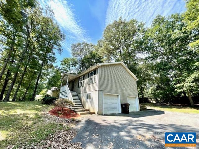 13 Riverside Drive Palmyra, VA 22963 - Photo 24 of 25 a view of a house with a yard