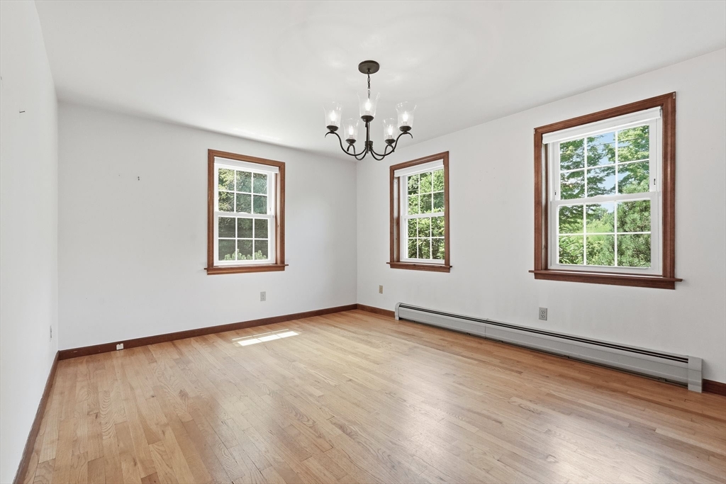 590 Middle Street Amherst, MA 01002 - Photo 13 of 41