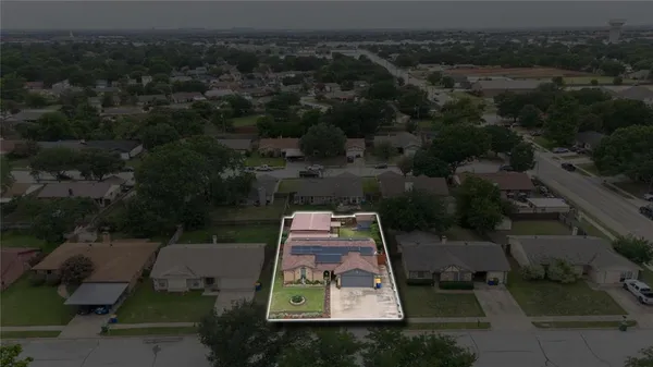 $325,000 | 7613 Clover Lane, Watauga, TX 76148