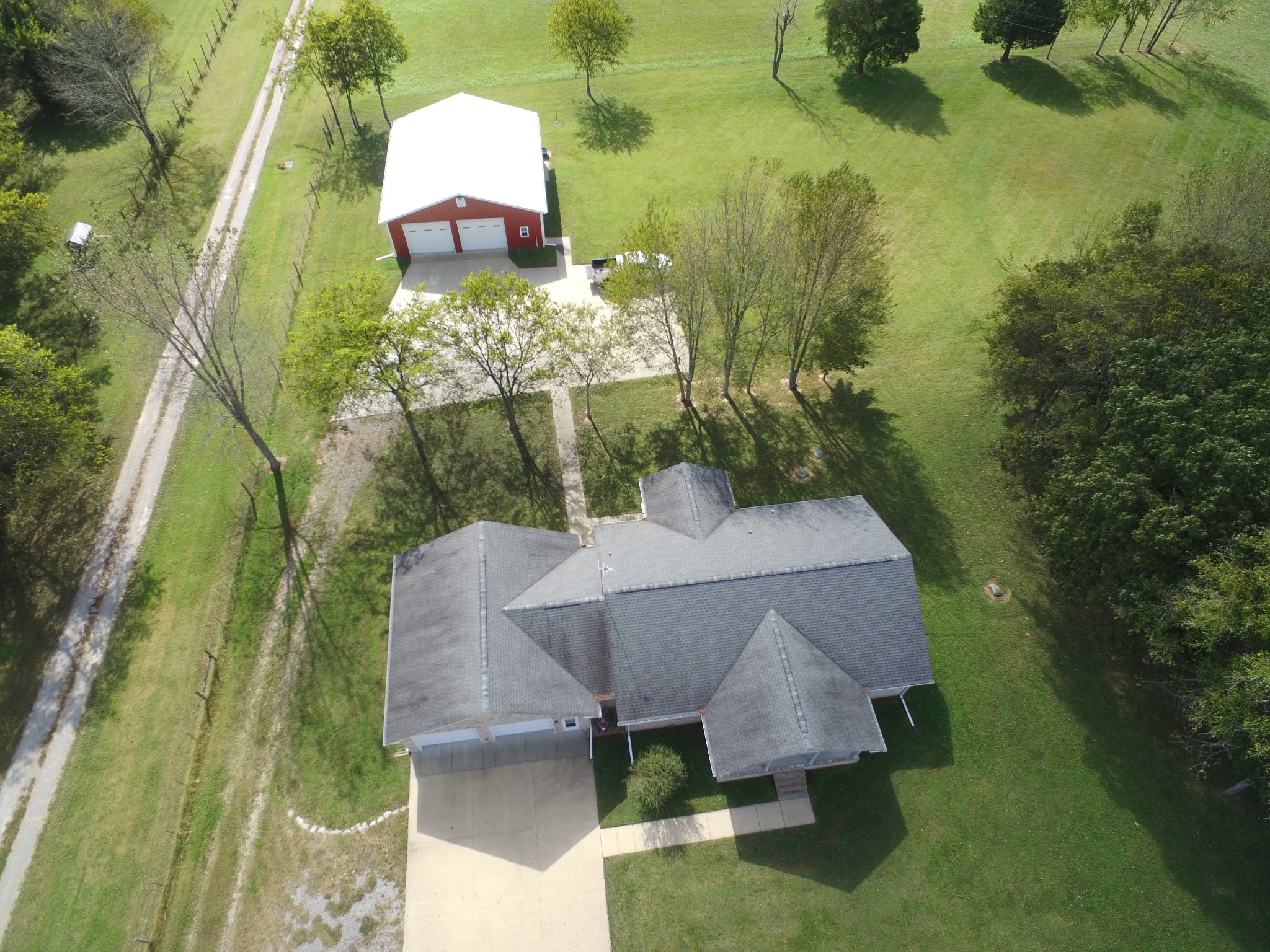 1266 Poplar Hill Road Watertown, TN 37184 - Photo 3 of 59 a view of a yard in front of the house
