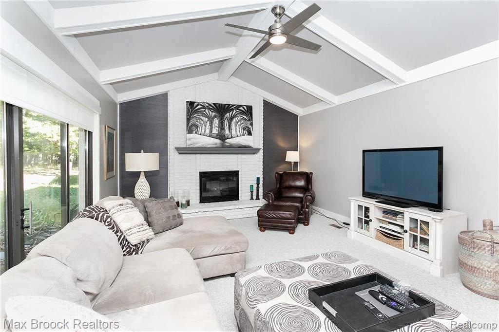2922 Powderhorn Ridge Road Rochester Hills, MI 48309 - Photo 12 of 31