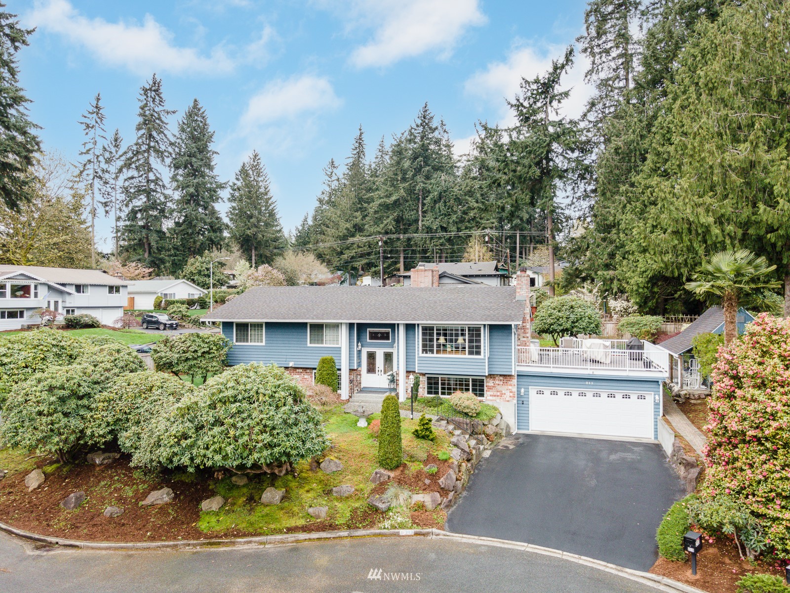 213 155th Place Southeast Bothell, WA 98012 - Photo 35 of 37 an aerial view of a house