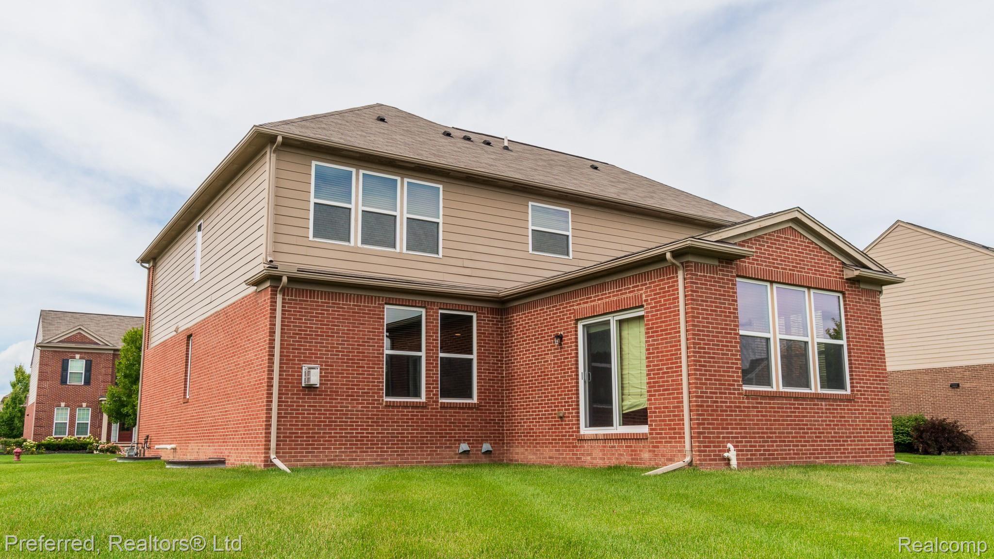 2531 Barkhill Road Canton, MI 48188 - Photo 29 of 33 33.jpg