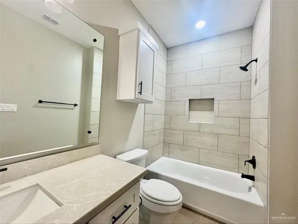 $1,150 | 913 West 13th Street, Unit 4, San Juan, TX 78589