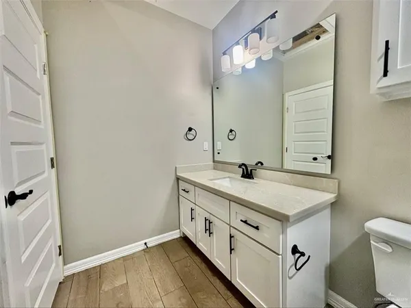 $1,150 | 913 West 13th Street, Unit 4, San Juan, TX 78589