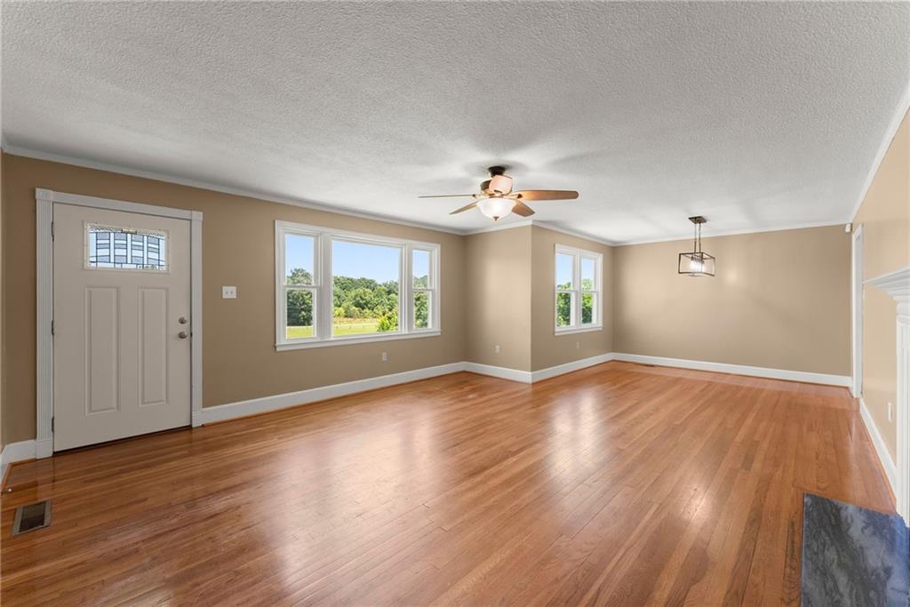 2973 River Road Elberton, GA 30635 - Photo 8 of 98