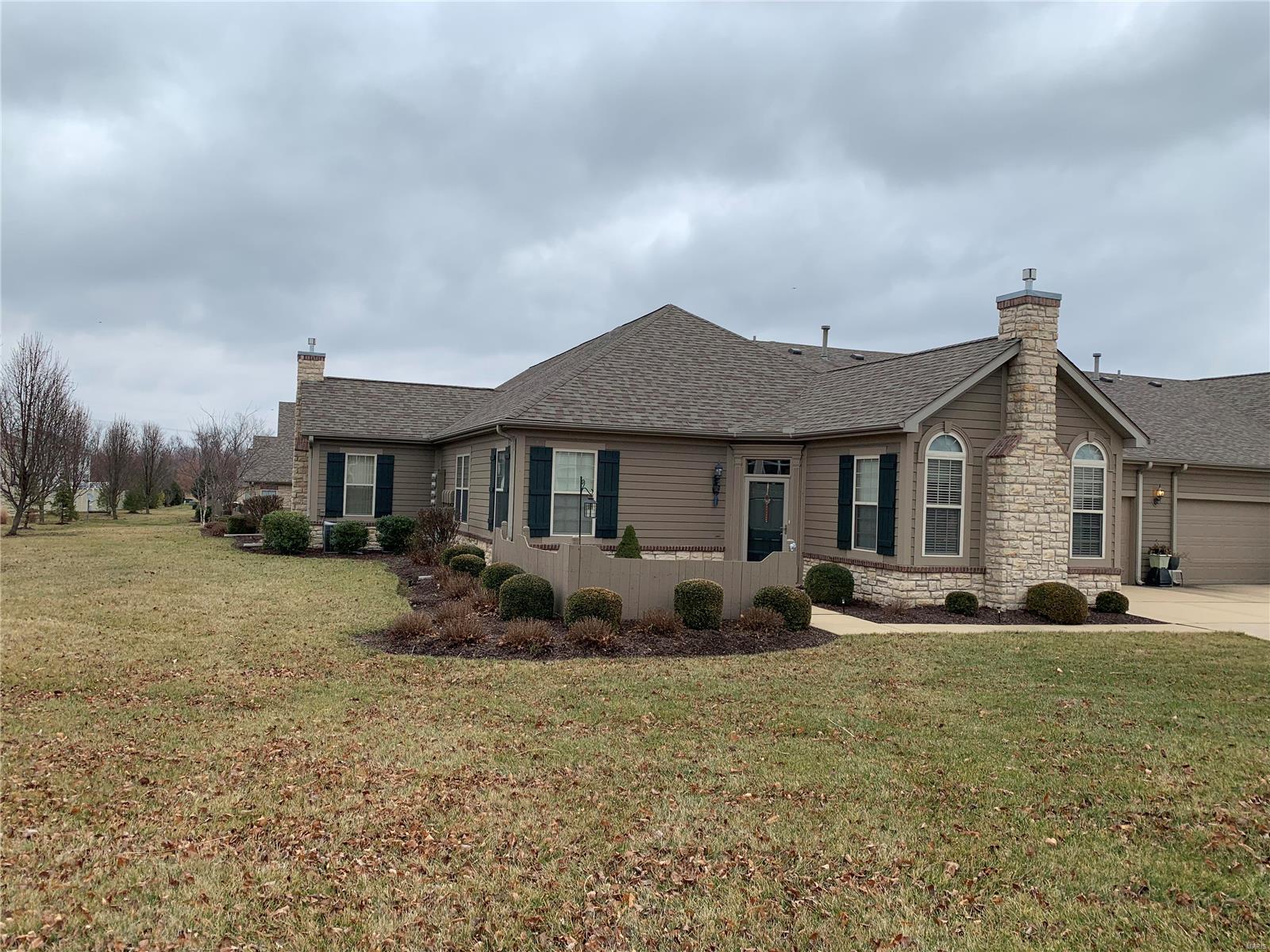 1232 Three Rivers Drive O'Fallon, IL 62269 - Photo 1 of 14 Gallery Image 1