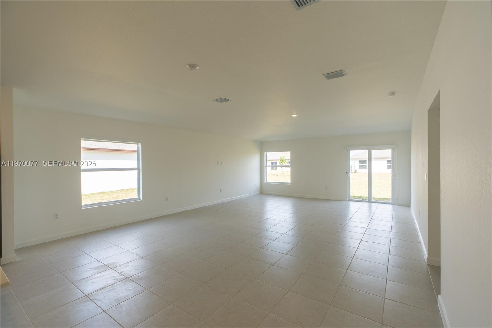 17431 Southwest 286th Street Homestead, FL 33030 - Photo 8 of 61