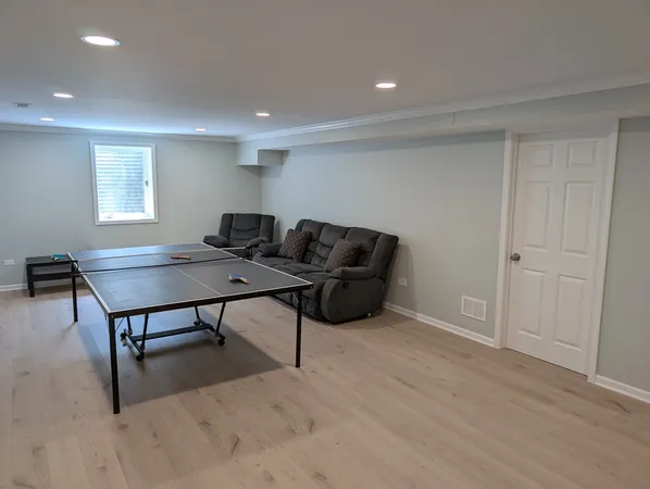 $875,000 | 100 South Crooked Creek Trail, Barrington, IL 60010