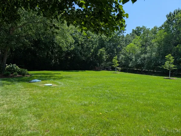 $875,000 | 100 South Crooked Creek Trail, Barrington, IL 60010