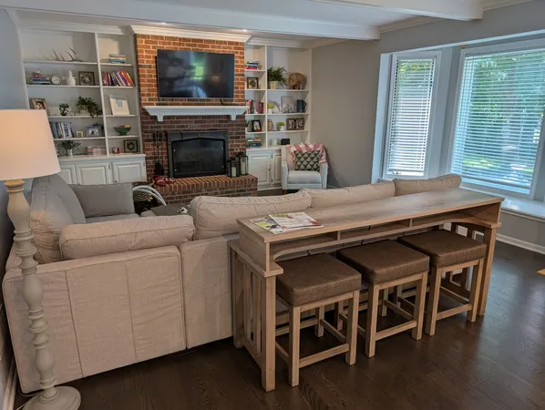 $875,000 | 100 South Crooked Creek Trail, Barrington, IL 60010