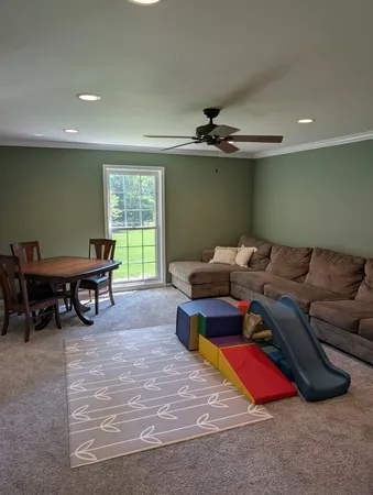 $875,000 | 100 South Crooked Creek Trail, Barrington, IL 60010