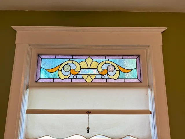 $2,200 | 603 South Batavia Avenue, Unit 1, Batavia, IL 60510