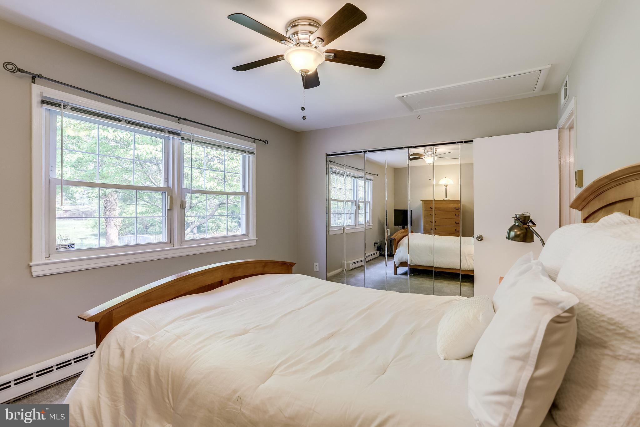 203 South Harrison Road Sterling, VA 20164 - Photo 33 of 50 Gallery Image 33