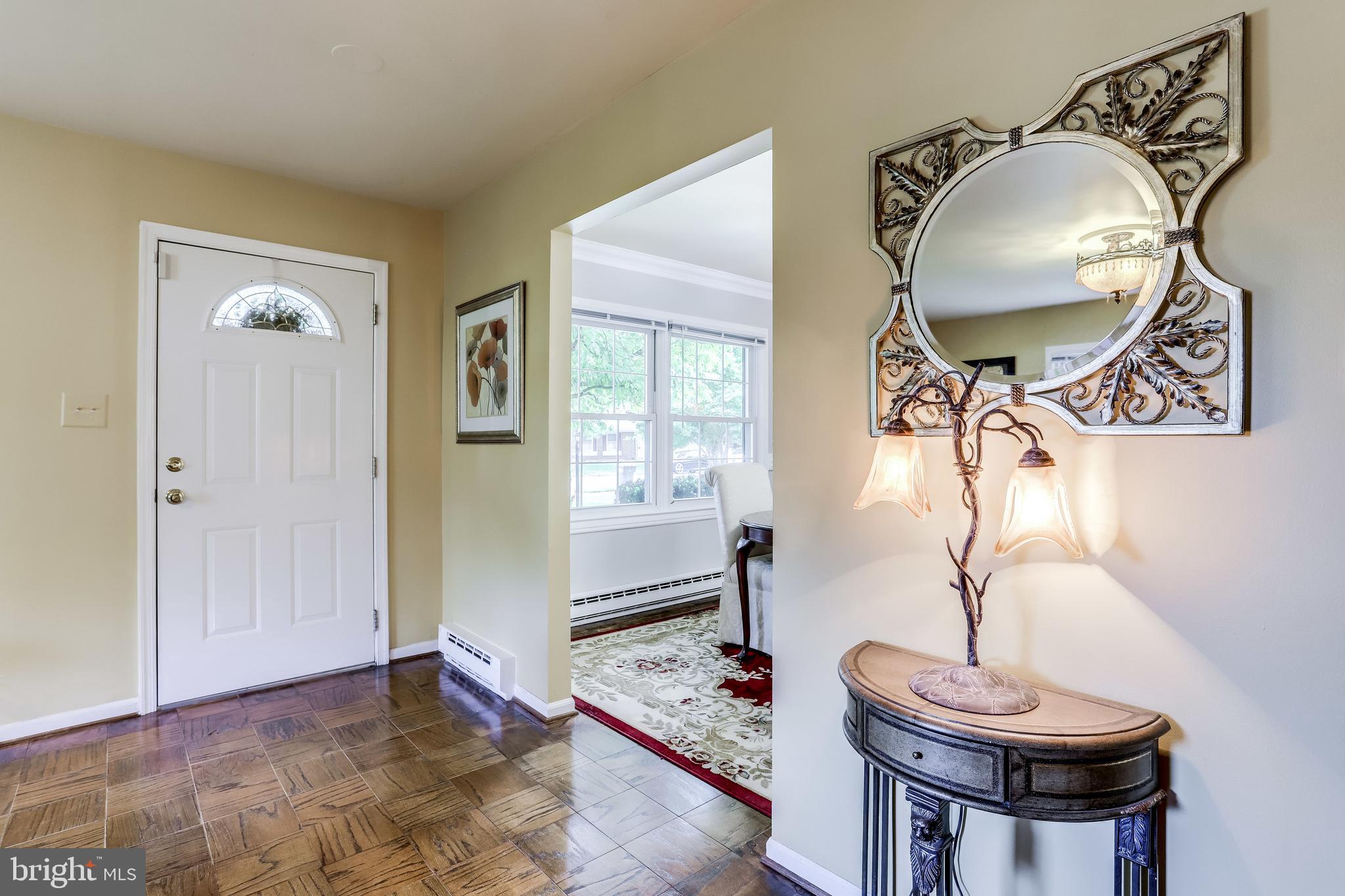 203 South Harrison Road Sterling, VA 20164 - Photo 5 of 50 Gallery Image 5