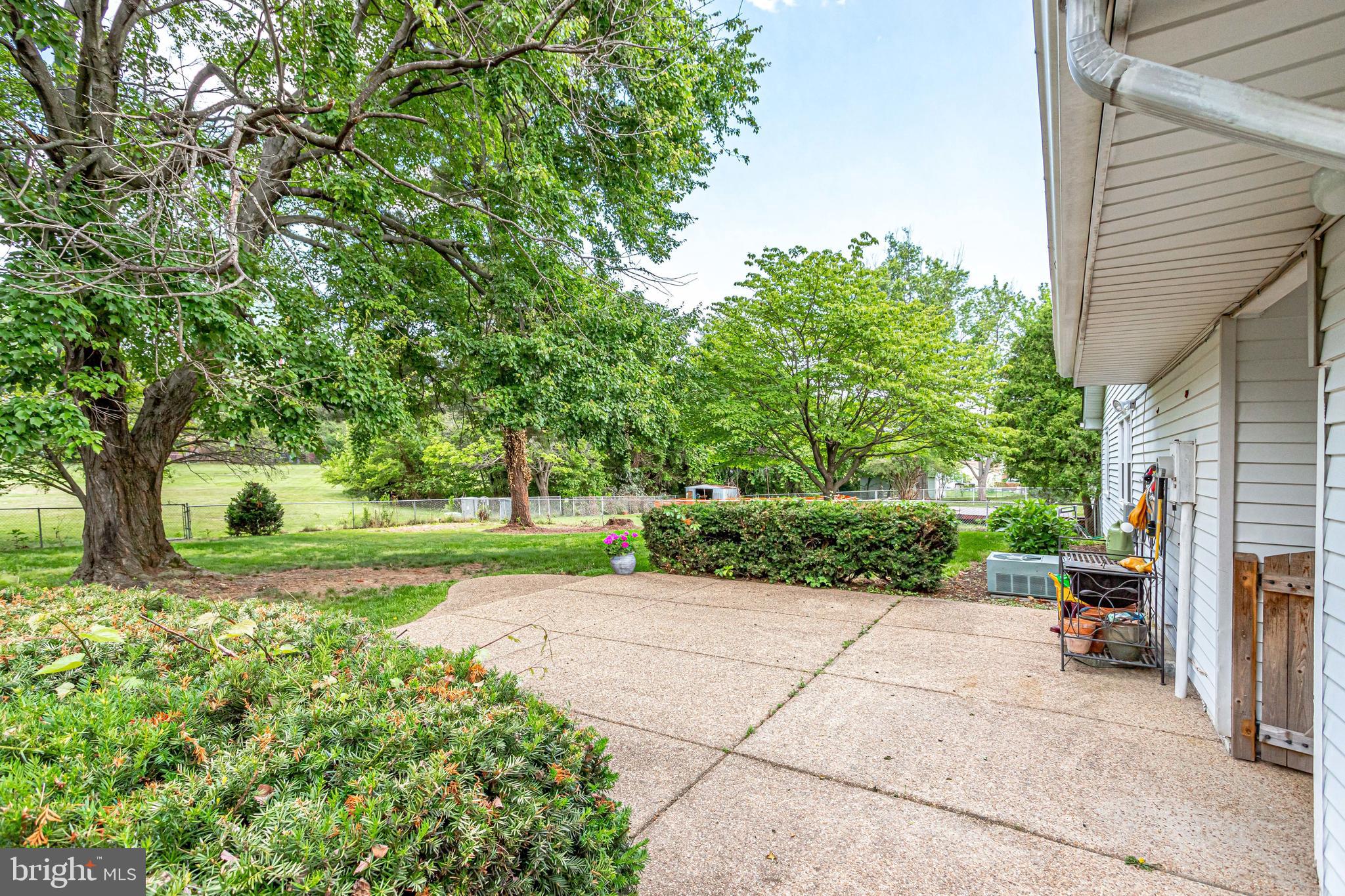 203 South Harrison Road Sterling, VA 20164 - Photo 46 of 50 Gallery Image 46