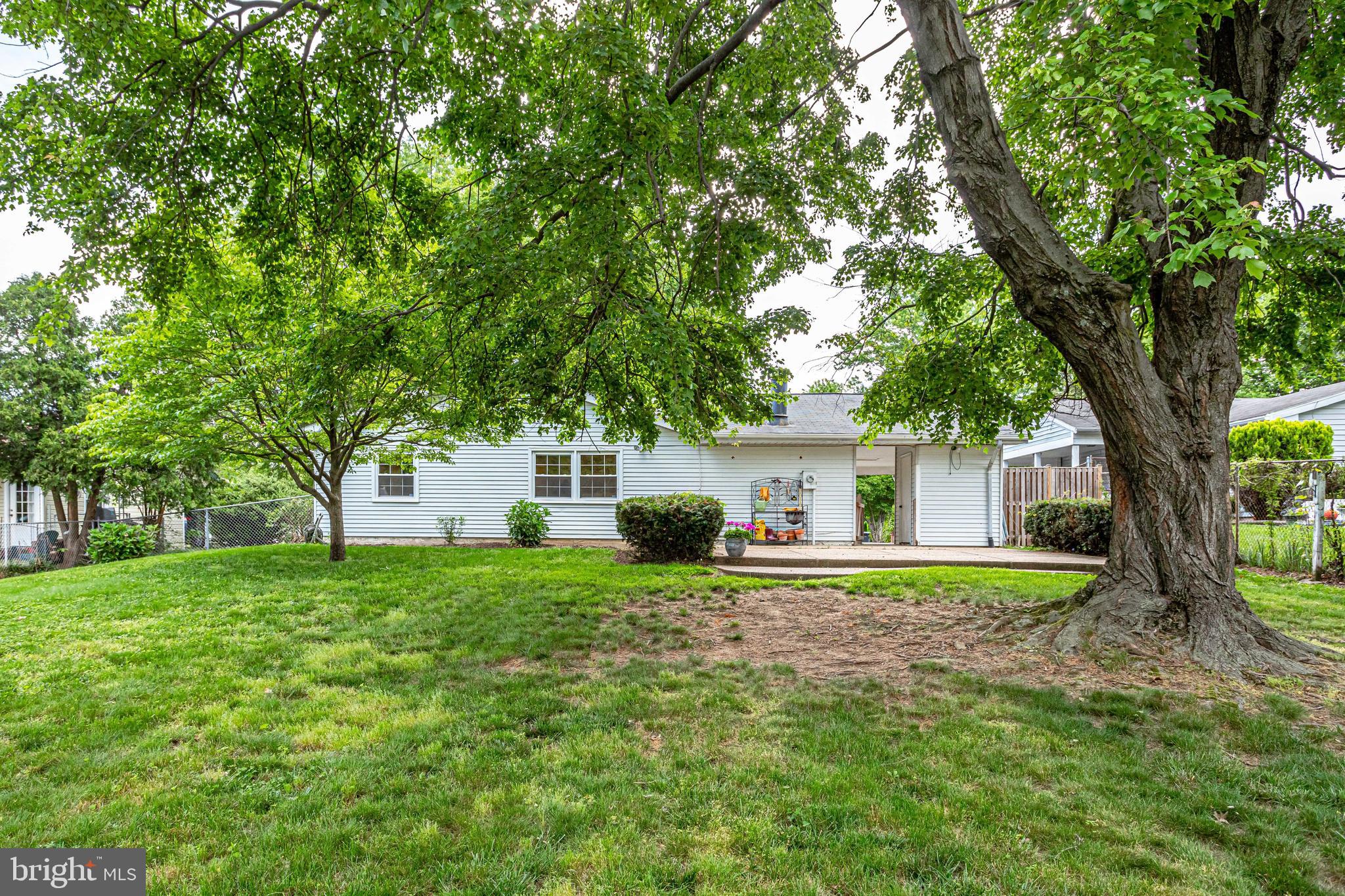 203 South Harrison Road Sterling, VA 20164 - Photo 49 of 50 Gallery Image 49