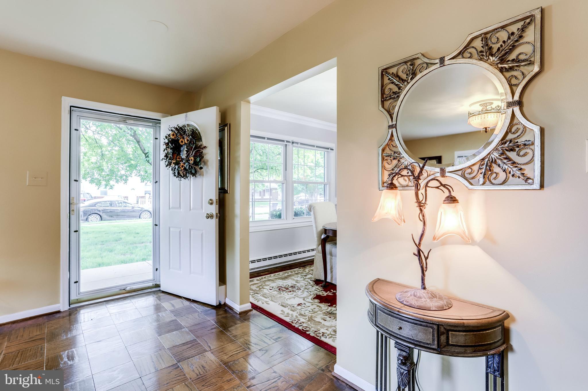 203 South Harrison Road Sterling, VA 20164 - Photo 6 of 50 Gallery Image 6
