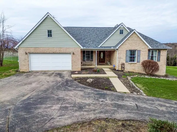 $639,000 | 381 Township Road 191, West Liberty, OH 43357