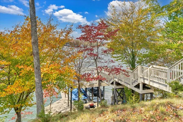 $1,998,000 | 6641 Horseshoe Bend Road, Goodview, VA 24095