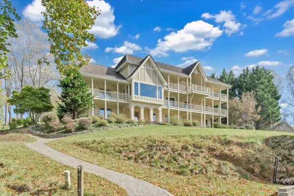 $1,998,000 | 6641 Horseshoe Bend Road, Goodview, VA 24095