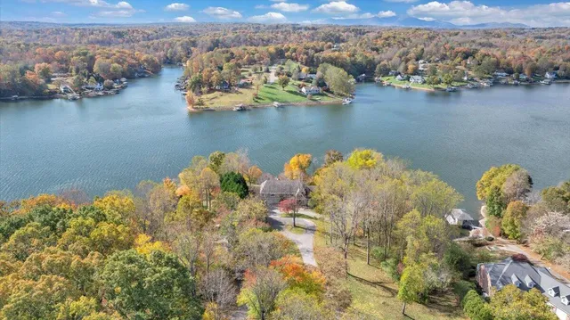 $2,198,000 | 6641 Horseshoe Bend Road, Goodview, VA 24095