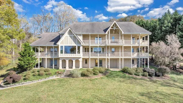 $1,998,000 | 6641 Horseshoe Bend Road, Goodview, VA 24095