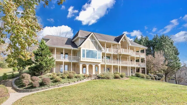 $2,198,000 | 6641 Horseshoe Bend Road, Goodview, VA 24095
