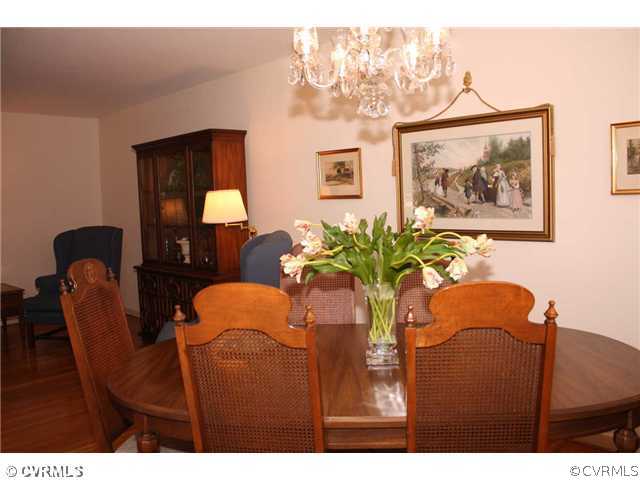 2401 Lockwood Road Henrico, VA 23294 - Photo 4 of 10 Dining Room