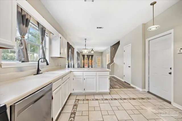 $275,900 | 225 Wildflower Lane, Pensacola, FL 32514