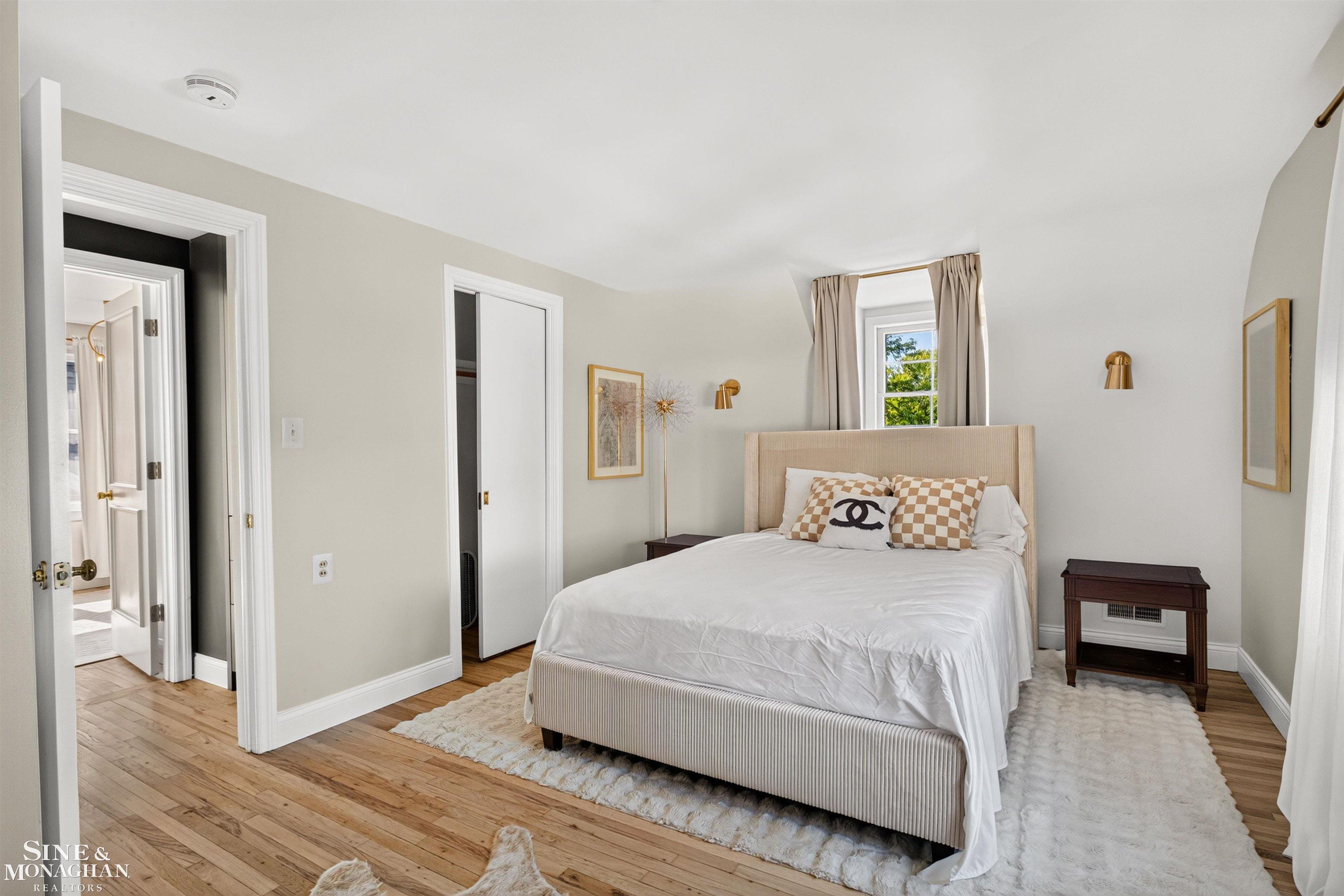 1776 Hampton Road Grosse Pointe, MI 48236 - Photo 22 of 37 50213018-6fa0af9d-a4e7-499a-bd34-4fd2e197372d.JPG