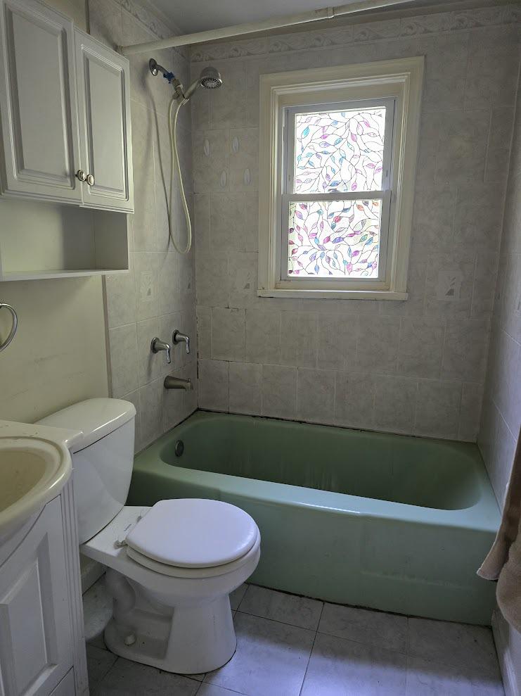 9130 D'Arcy Road Upper Marlboro, MD 20774 - Photo 18 of 38 Downstairs Full Bathroom with much potential.