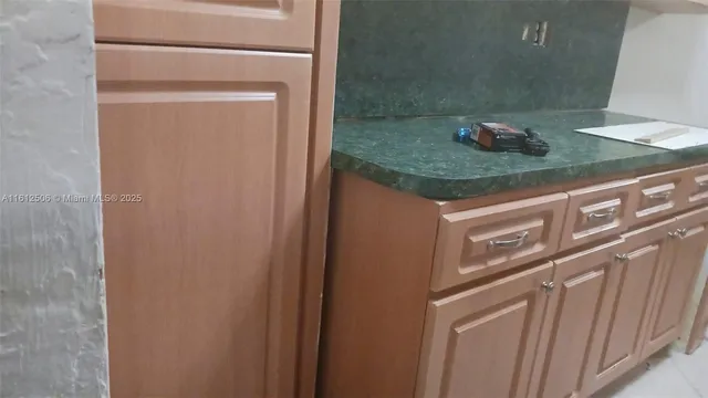 a close view of door