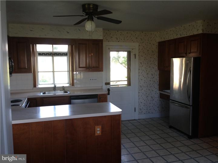 92 Burlington Road, Unit 8092 Monroeville, NJ 08343 - Photo 7 of 16 Gallery Image 7